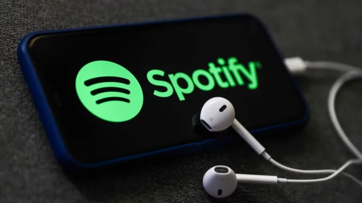How do you start a podcast on Spotify